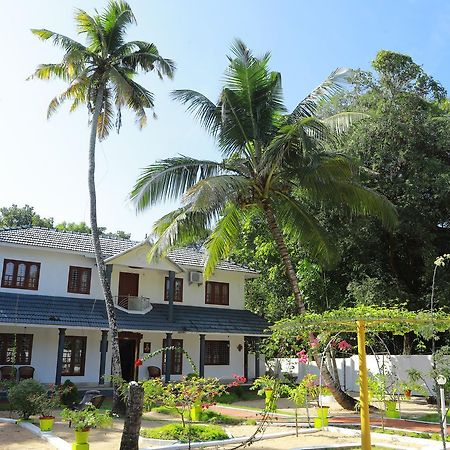 Marari Peterland Apartment Alappuzha Exterior foto